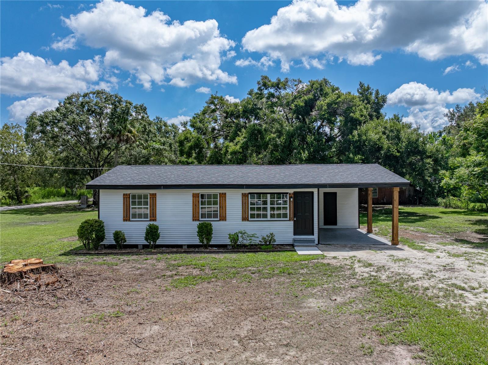 Image 7 of 40 For 18434 Geraldine Road