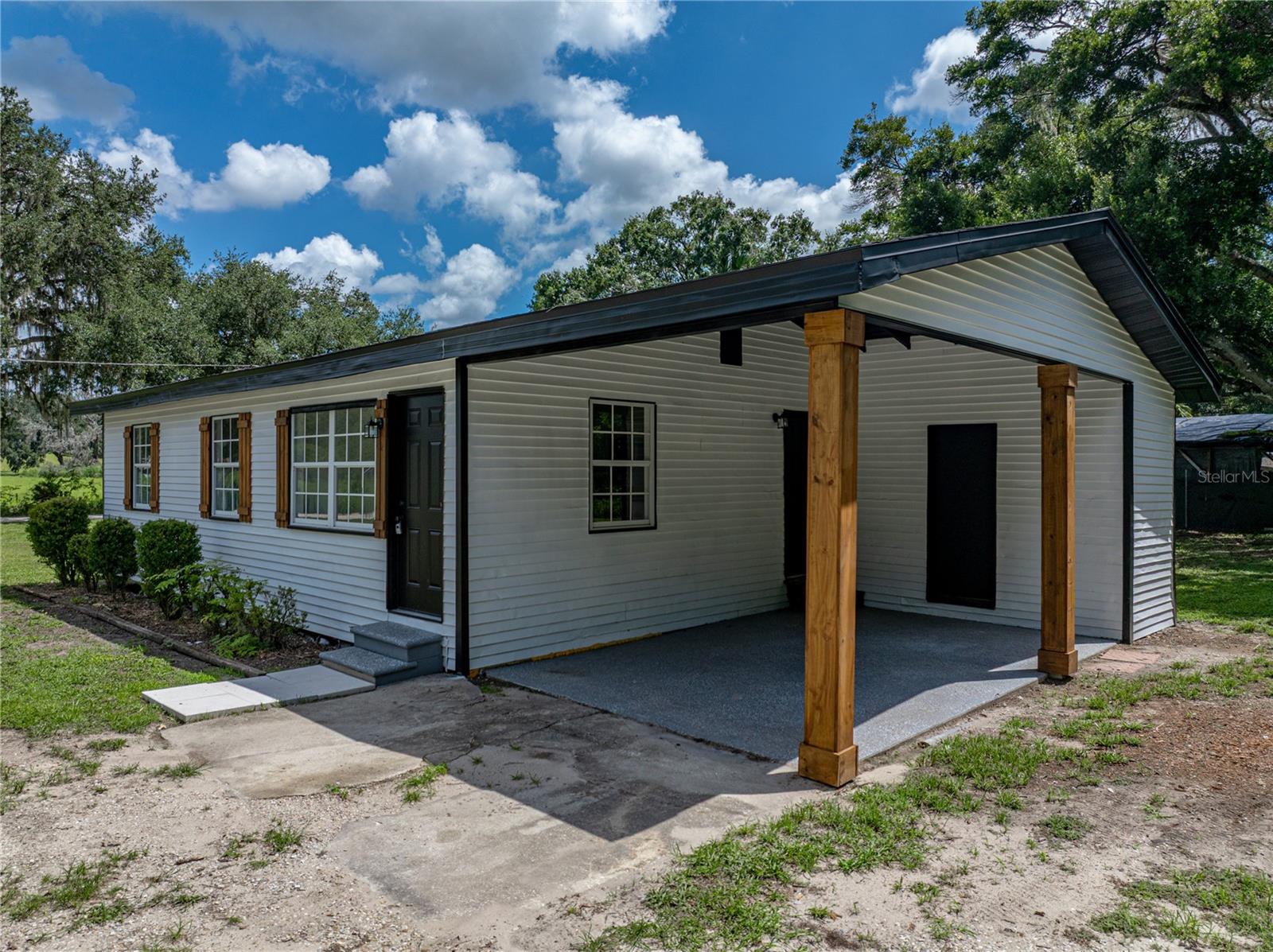 Image 9 of 40 For 18434 Geraldine Road