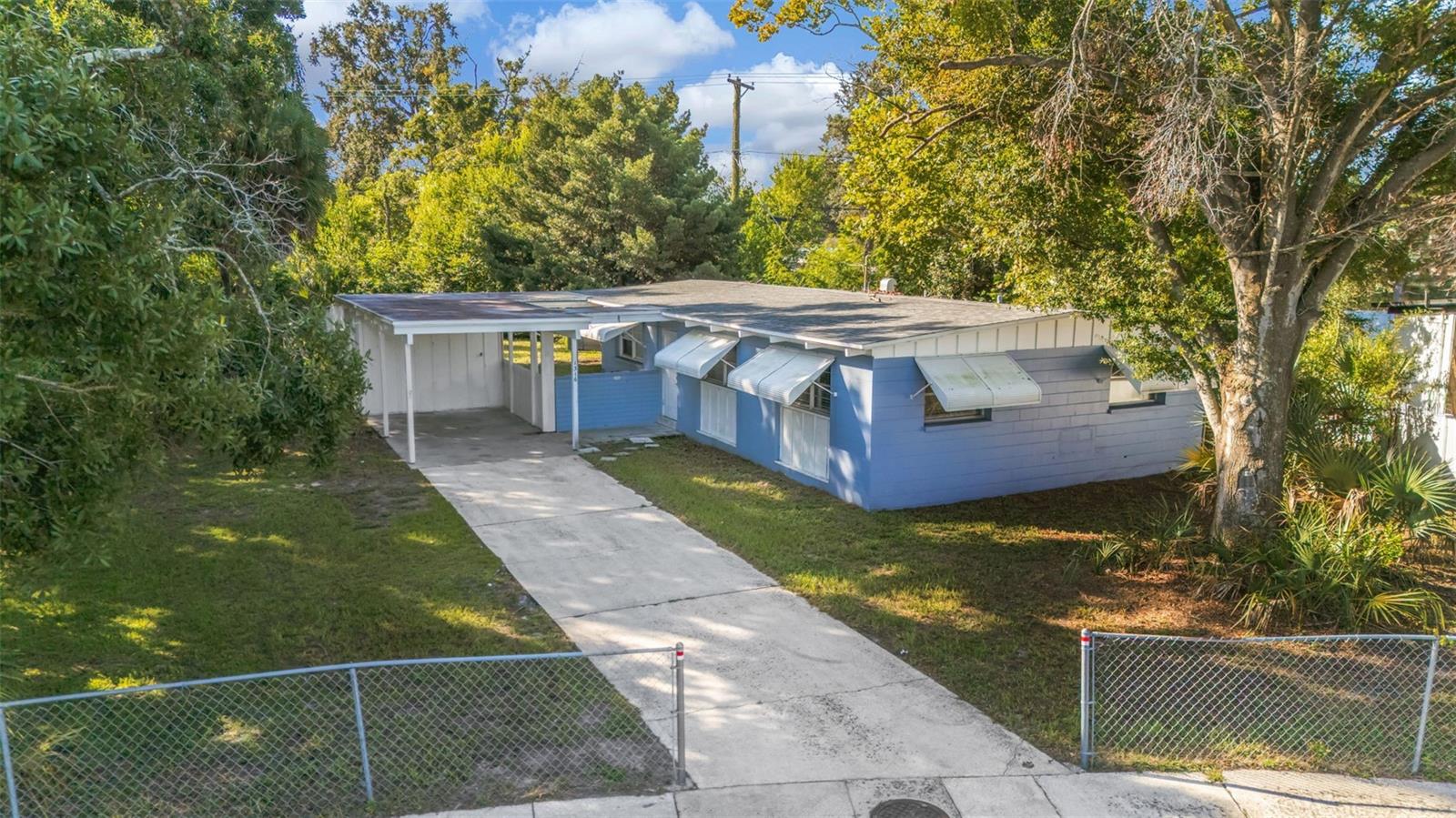 Listing photo id 31 for 1316 Larsen Lane