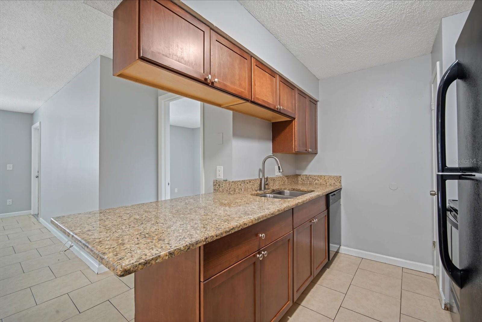 Image 7 of 21 For 638 Golden Raintree Place