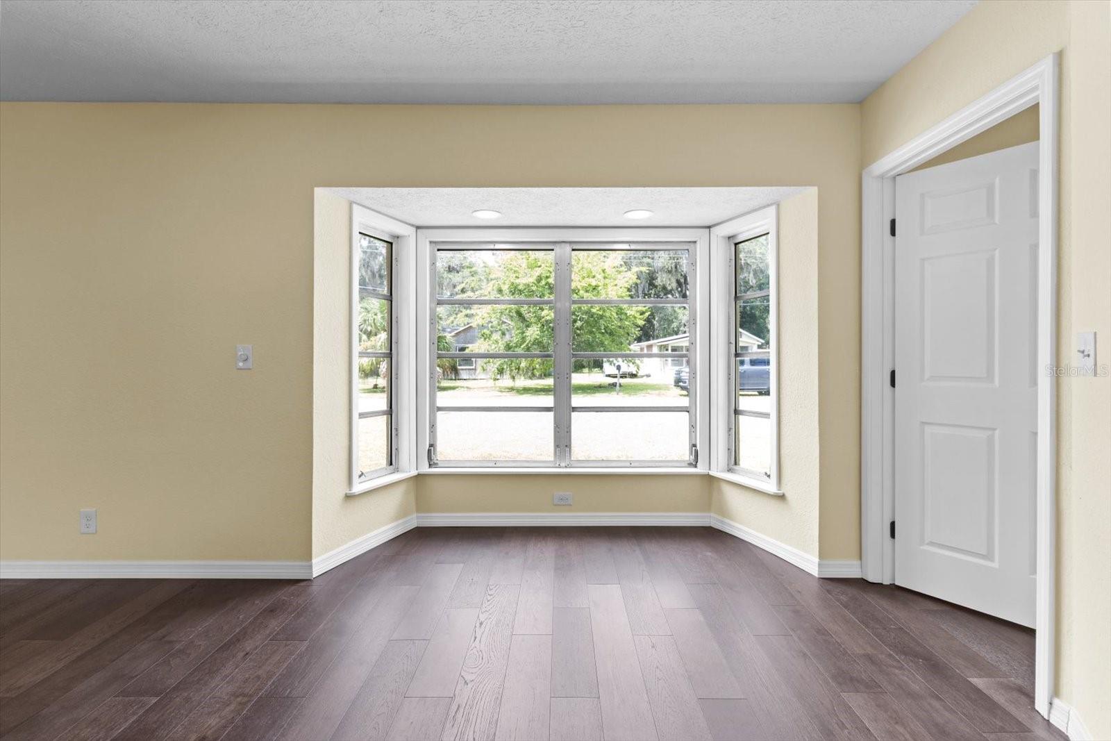 Image 13 of 43 For 406 9th Street