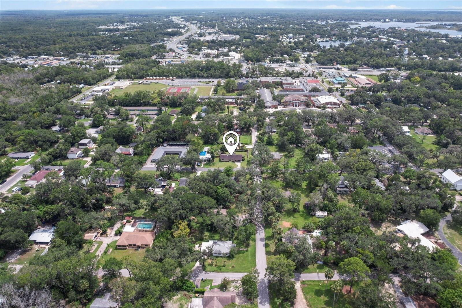 Image 2 of 43 For 406 9th Street