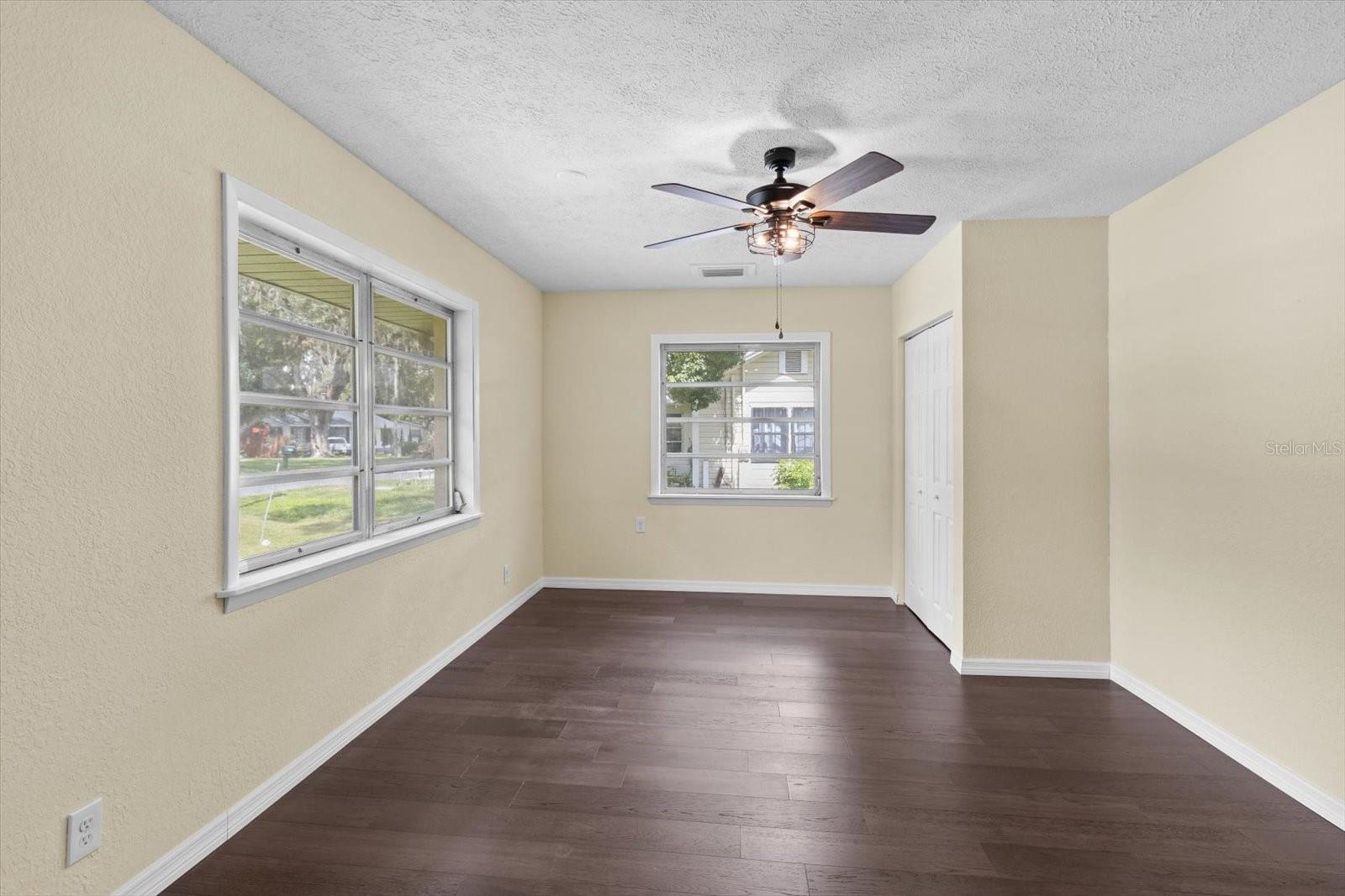 Image 20 of 43 For 406 9th Street
