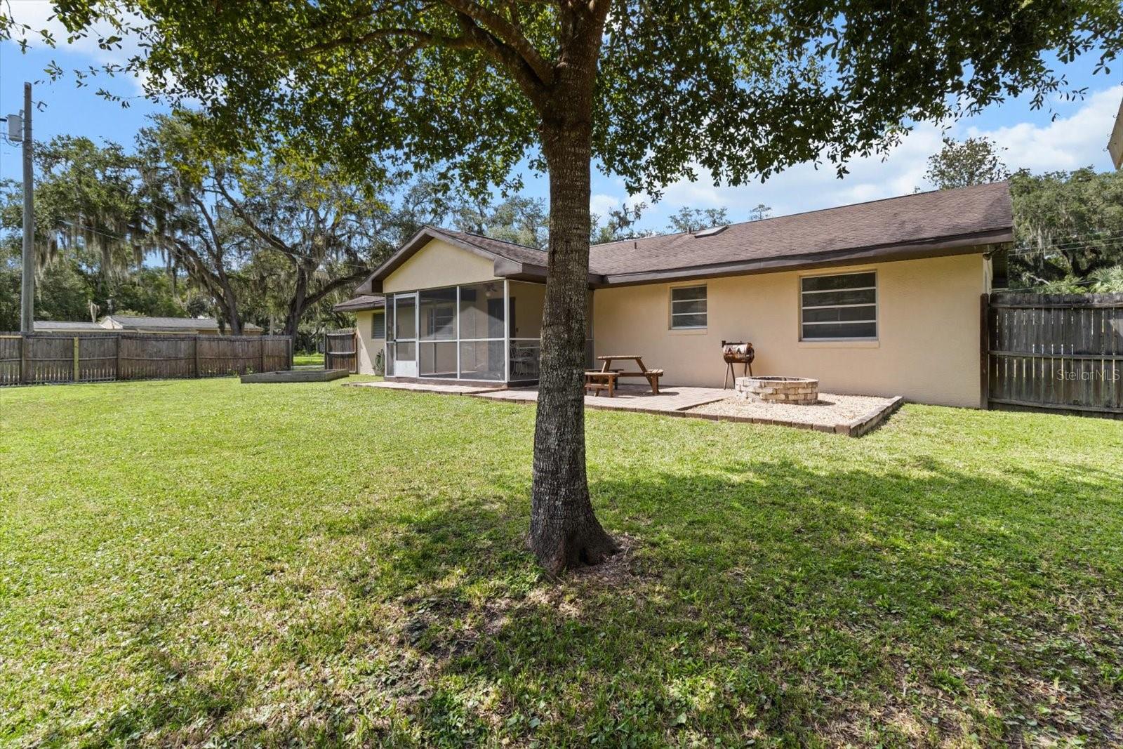 Image 32 of 43 For 406 9th Street