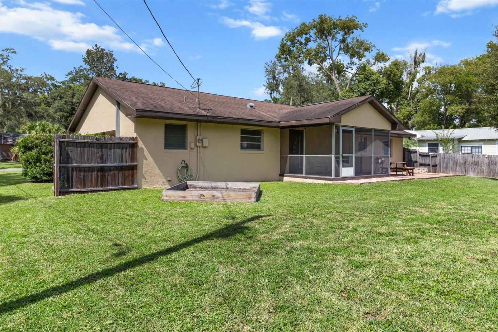 Image 33 of 43 For 406 9th Street