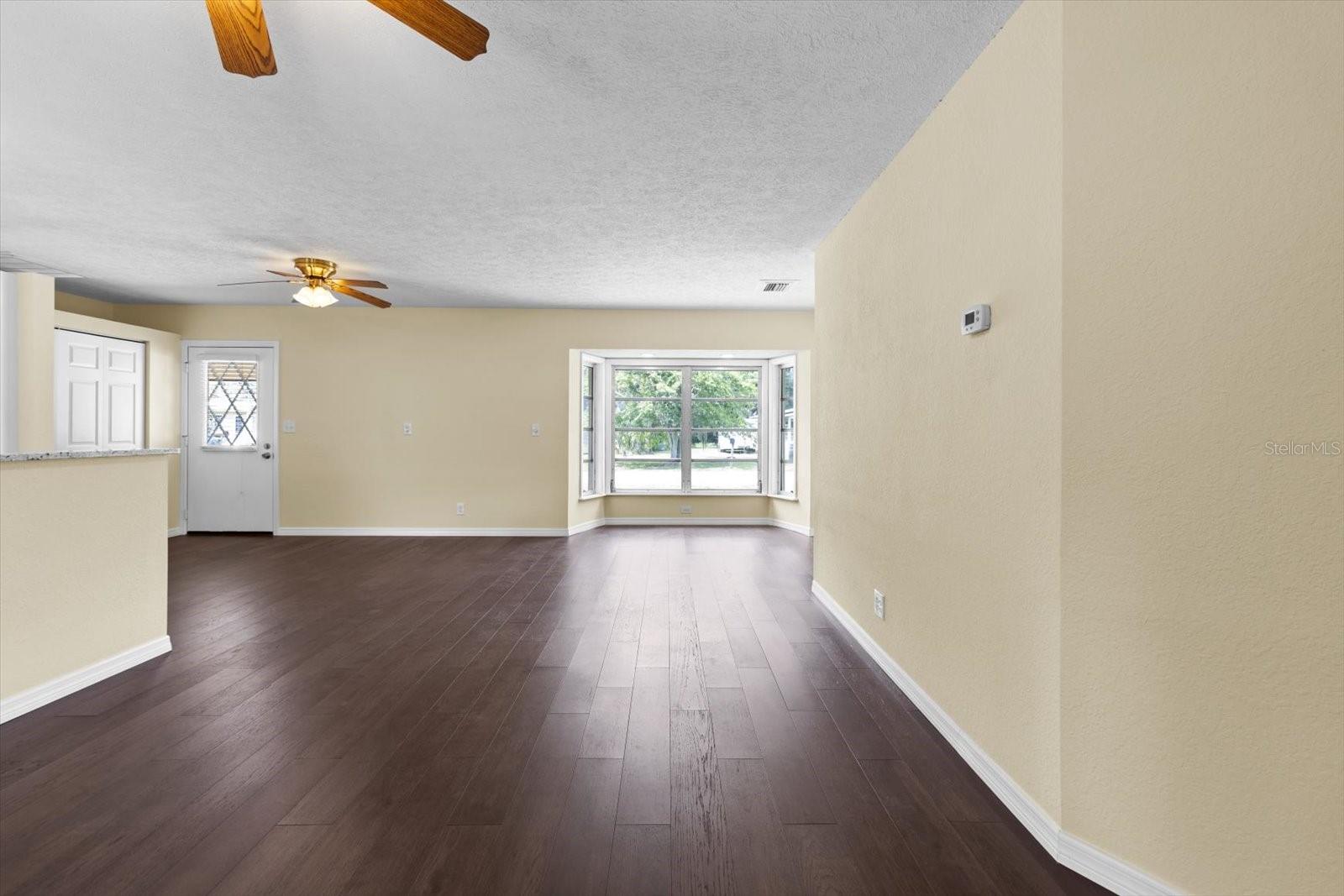 Image 5 of 43 For 406 9th Street