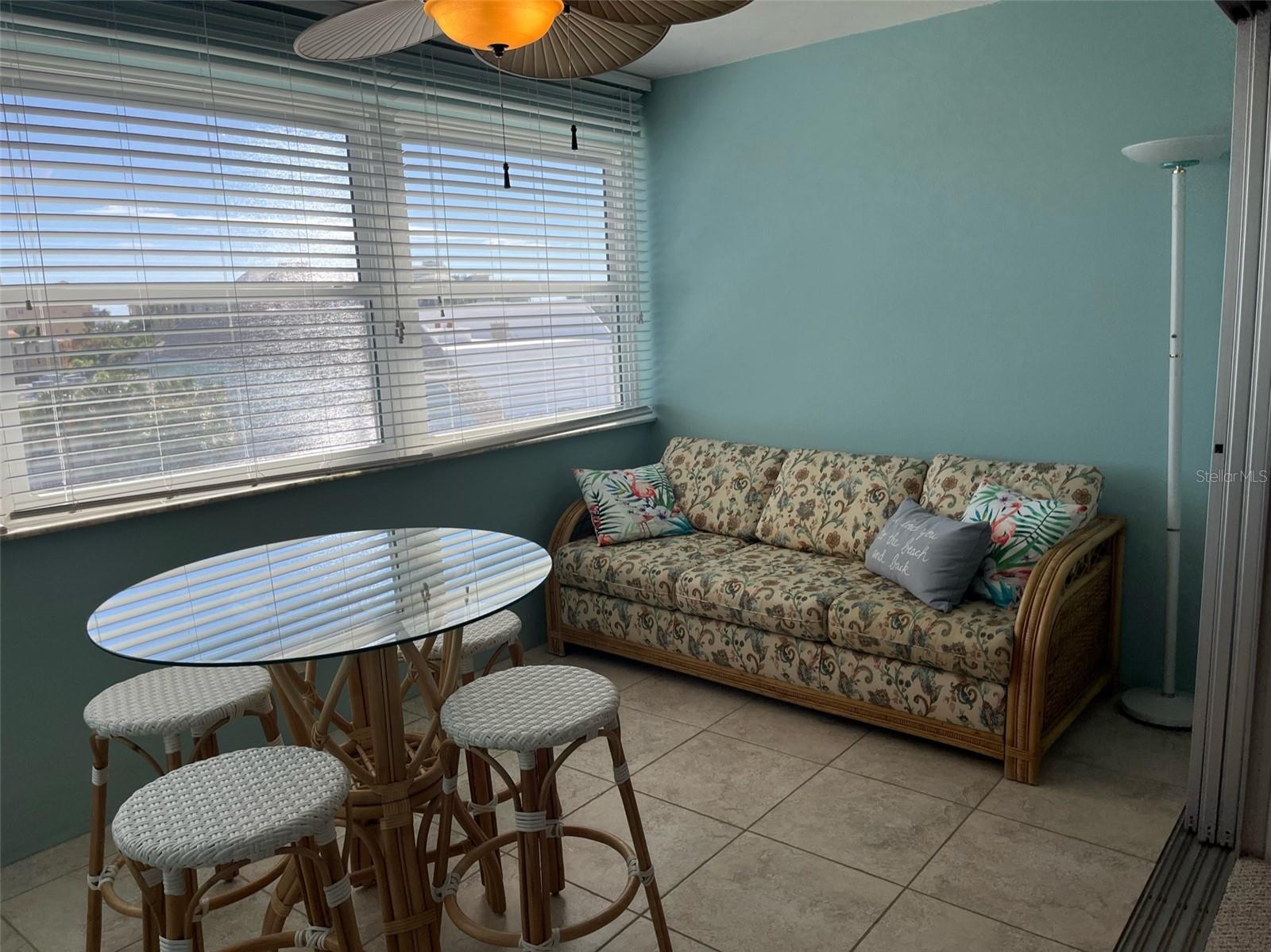 Image 19 of 28 For 5555 Gulf Boulevard 406