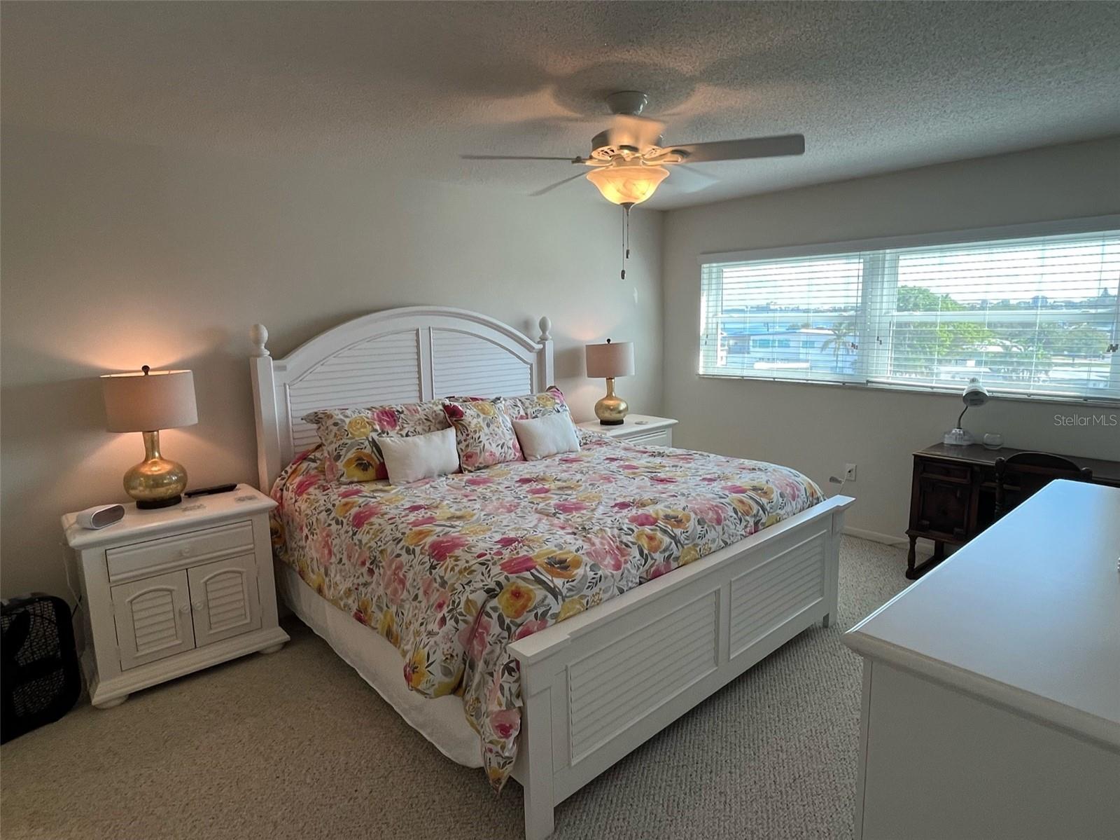 Image 22 of 28 For 5555 Gulf Boulevard 406