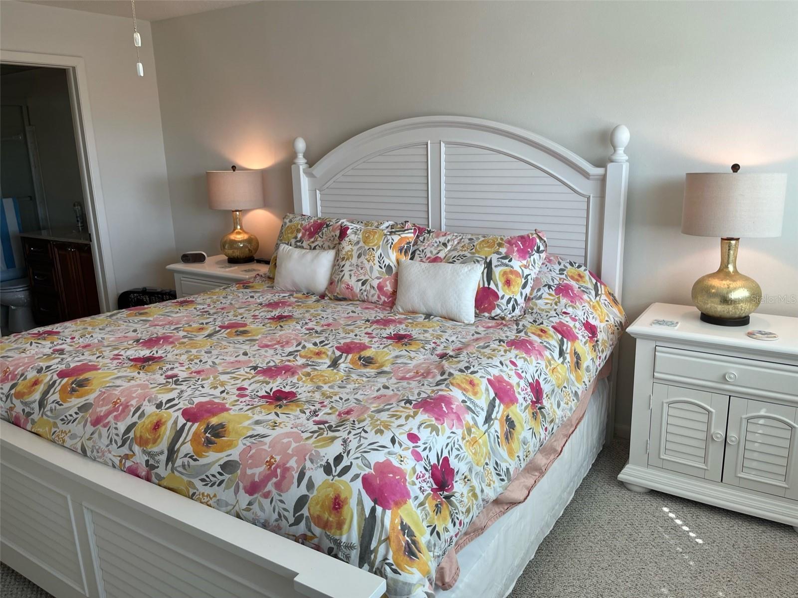 Image 23 of 28 For 5555 Gulf Boulevard 406