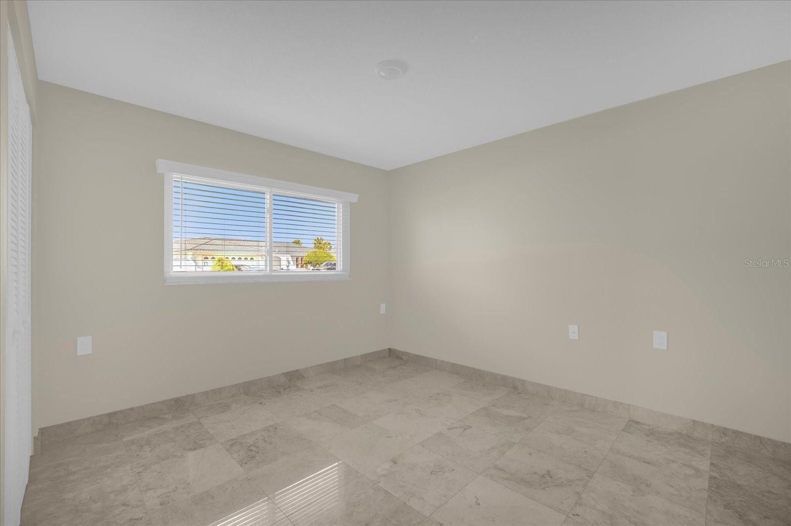Image 16 of 51 For 3506 Seaway Drive