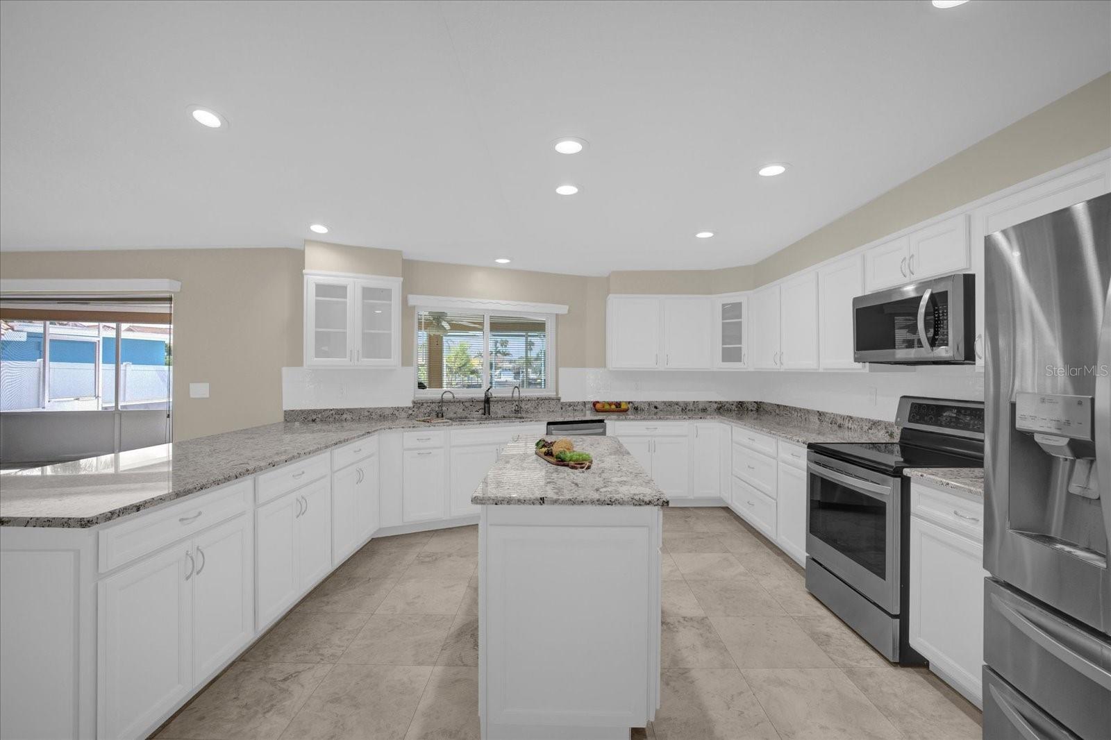 Image 8 of 51 For 3506 Seaway Drive