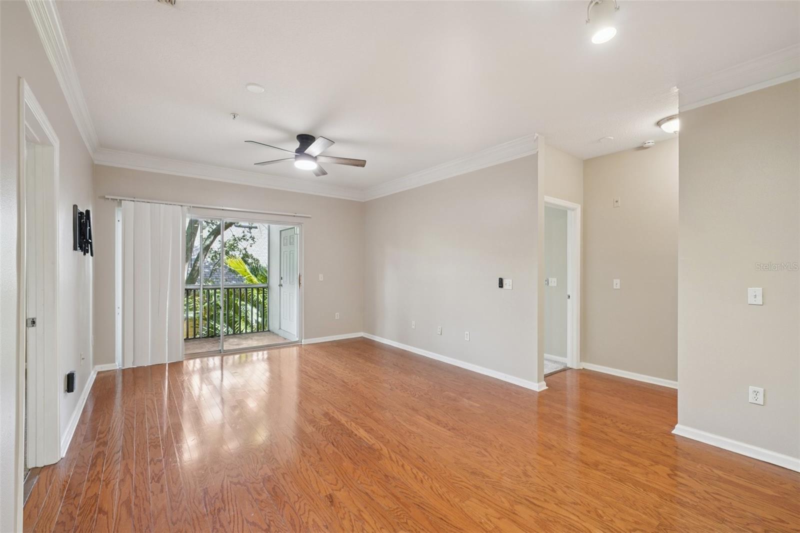 Image 10 of 59 For 4207 Dale Mabry Highway  11207