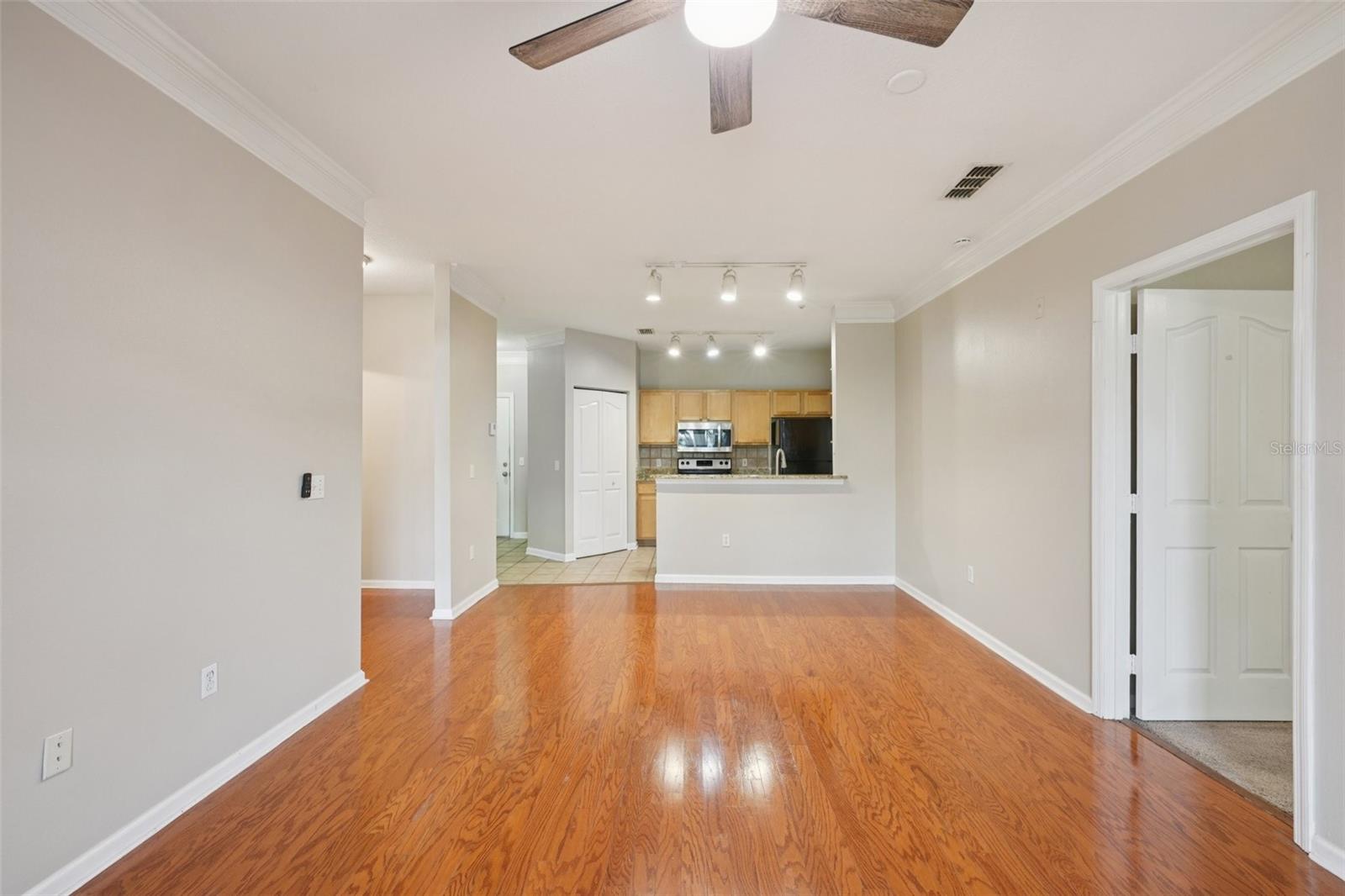 Image 12 of 59 For 4207 Dale Mabry Highway  11207