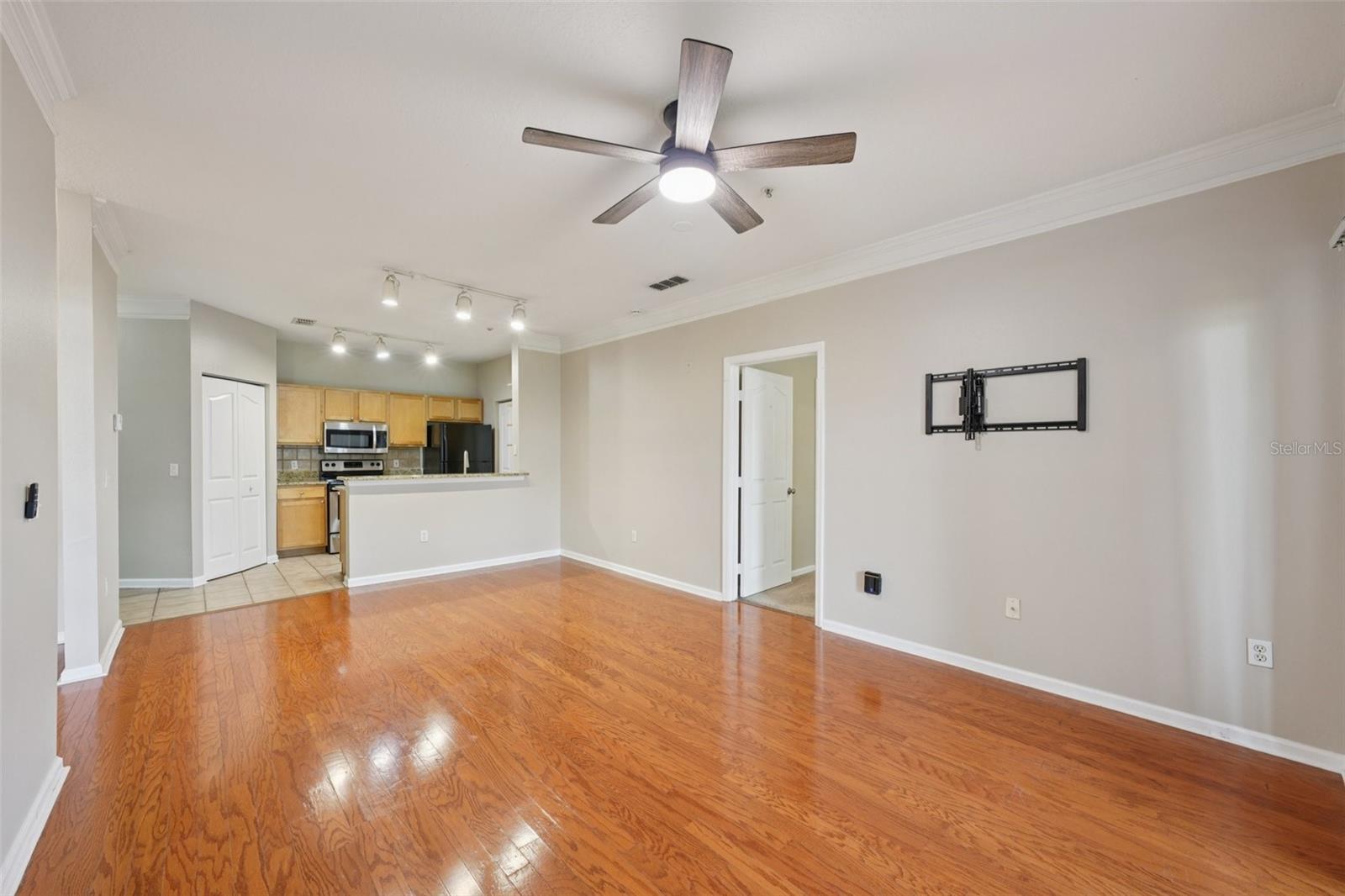 Image 13 of 59 For 4207 Dale Mabry Highway  11207