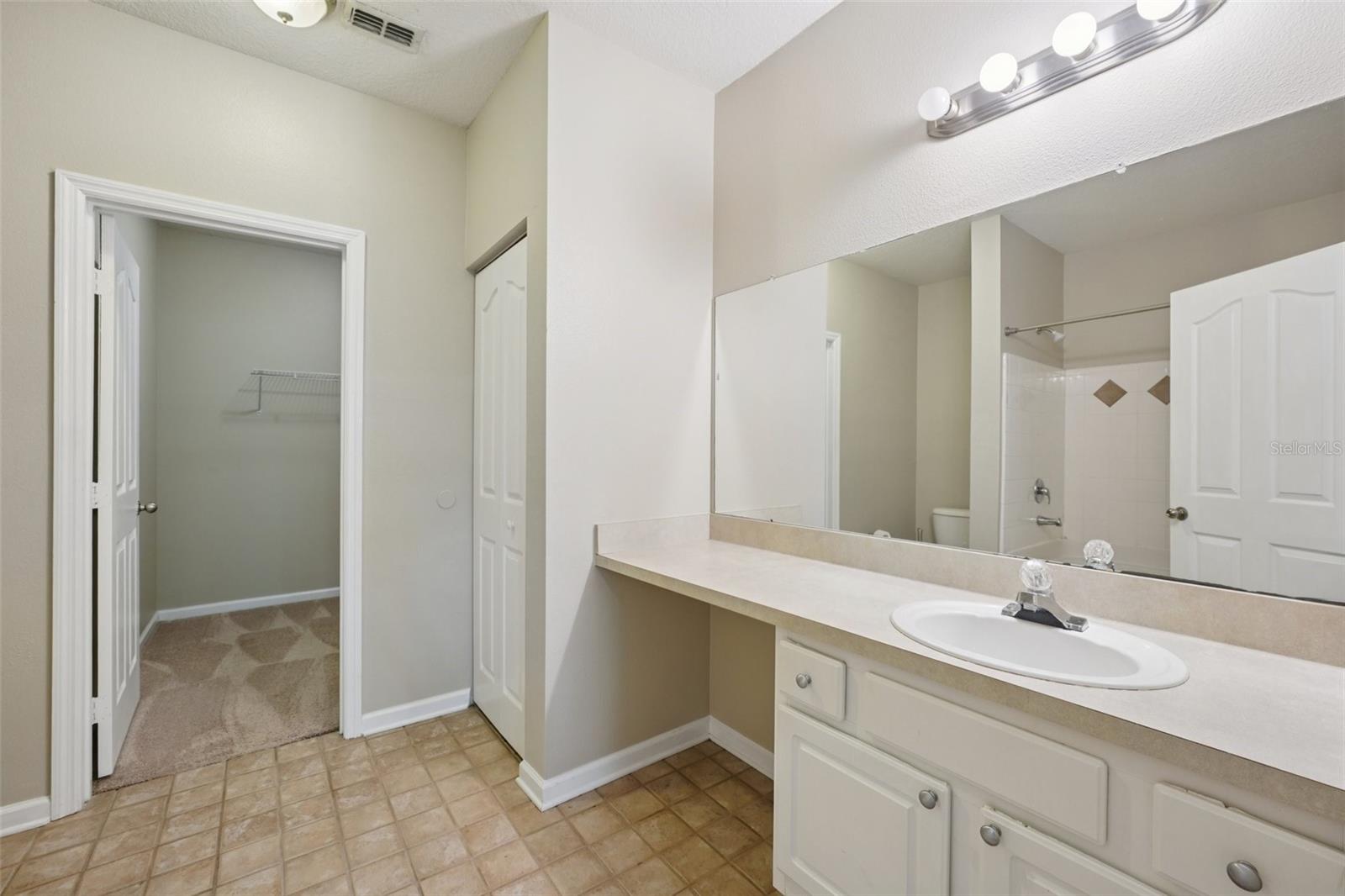 Image 30 of 59 For 4207 Dale Mabry Highway  11207