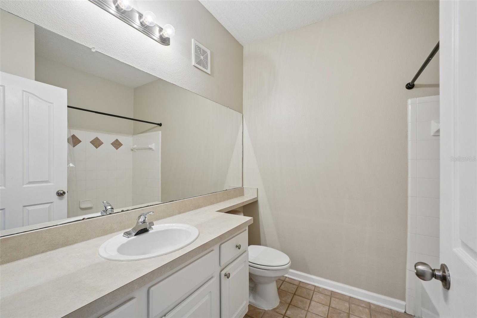 Image 39 of 59 For 4207 Dale Mabry Highway  11207