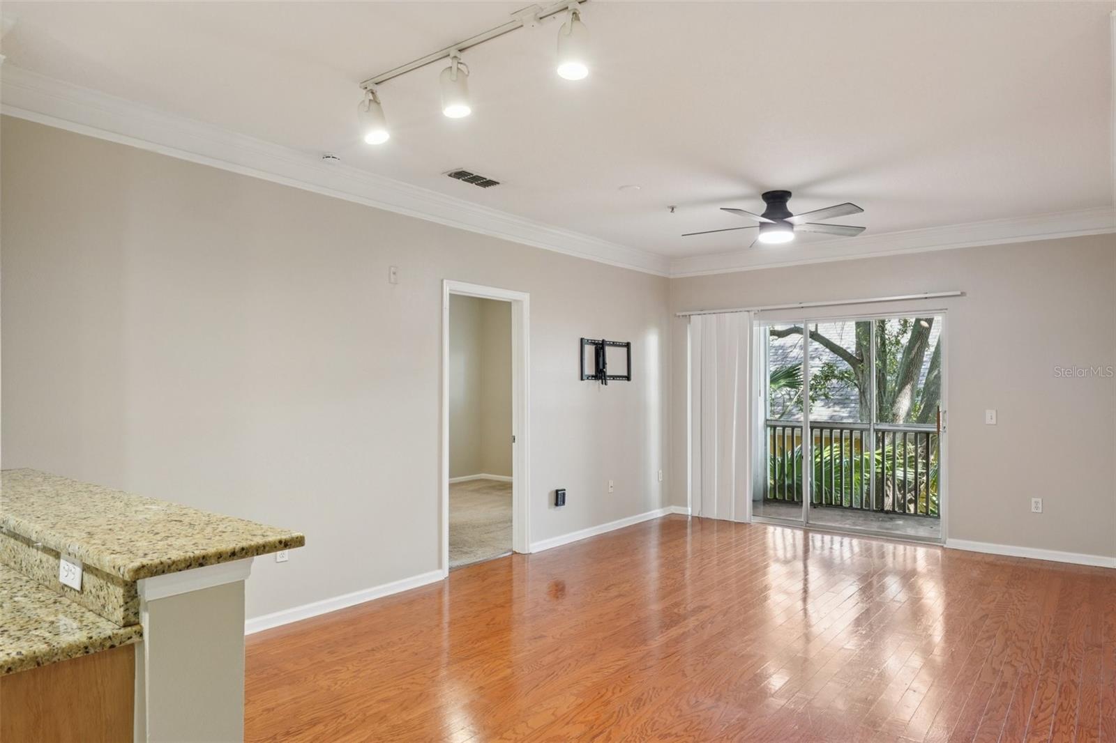 Image 6 of 59 For 4207 Dale Mabry Highway  11207