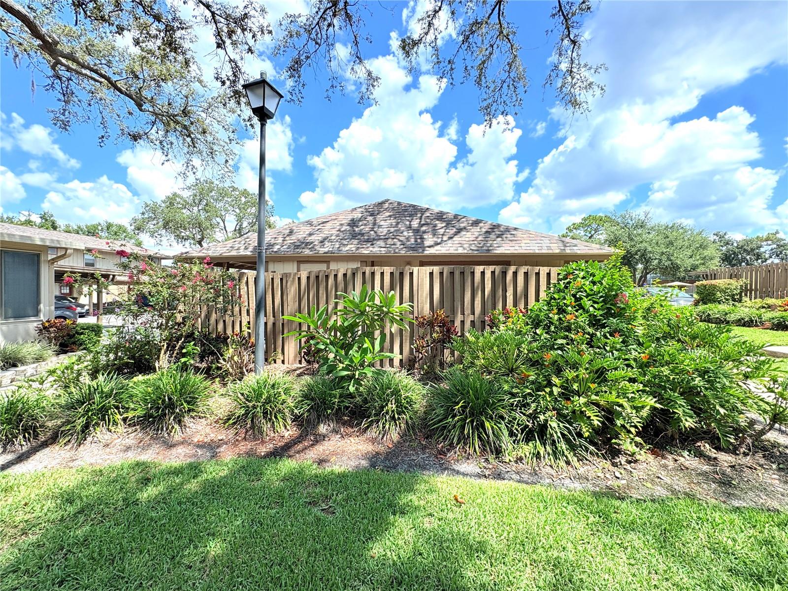 Image 19 of 20 For 851 Creekway Court