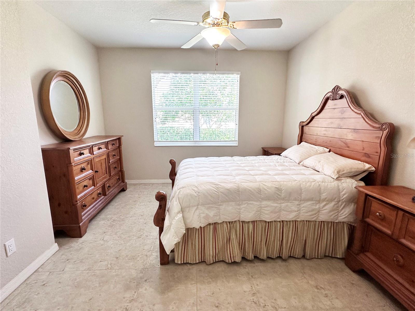 Image 15 of 25 For 2037 Sifield Greens Way