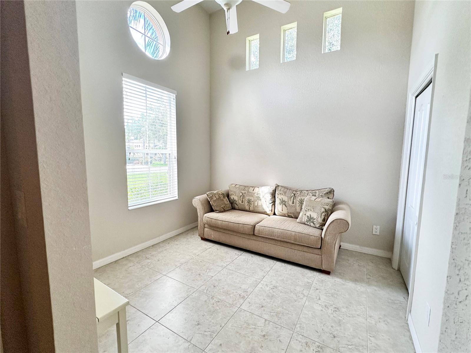 Image 21 of 25 For 2037 Sifield Greens Way