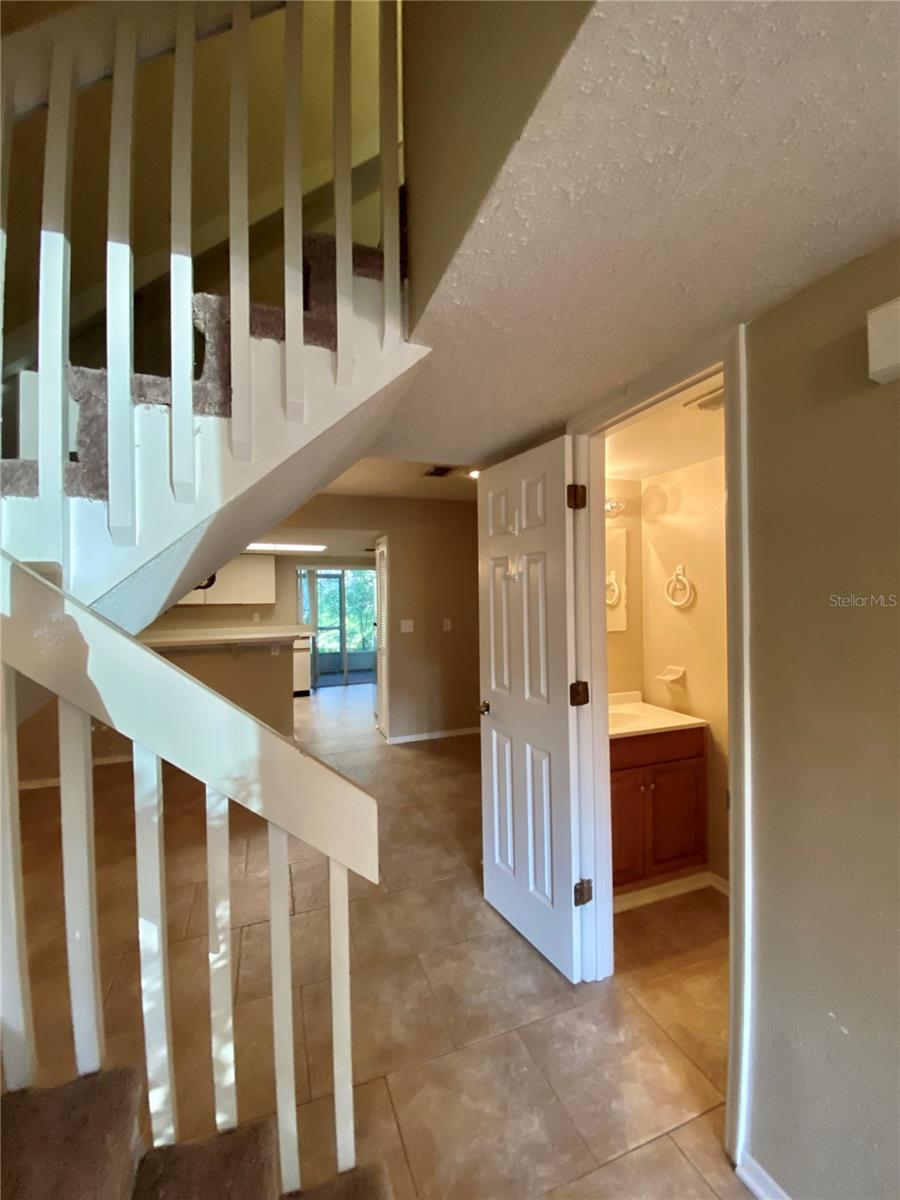 Image 22 of 49 For 2267 Fletchers Point Circle