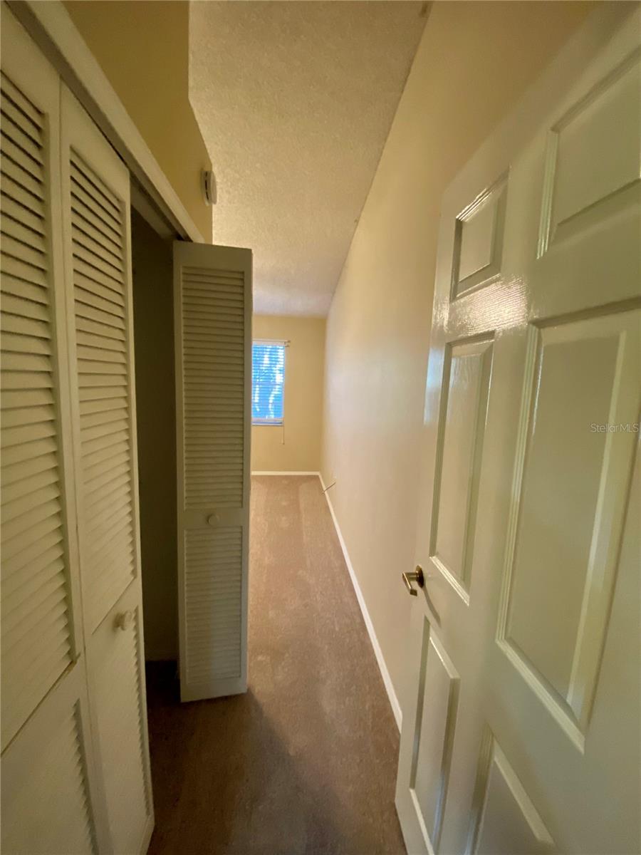 Image 26 of 49 For 2267 Fletchers Point Circle