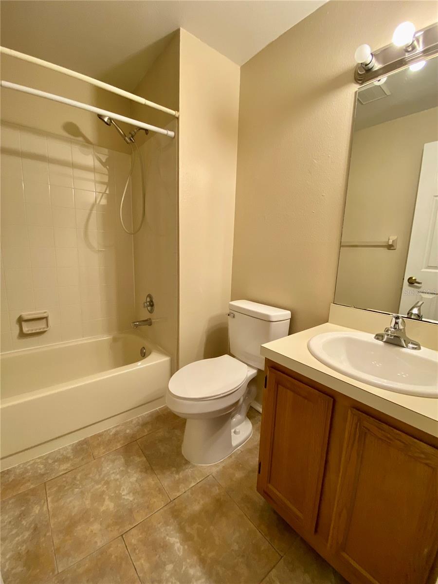 Image 39 of 49 For 2267 Fletchers Point Circle