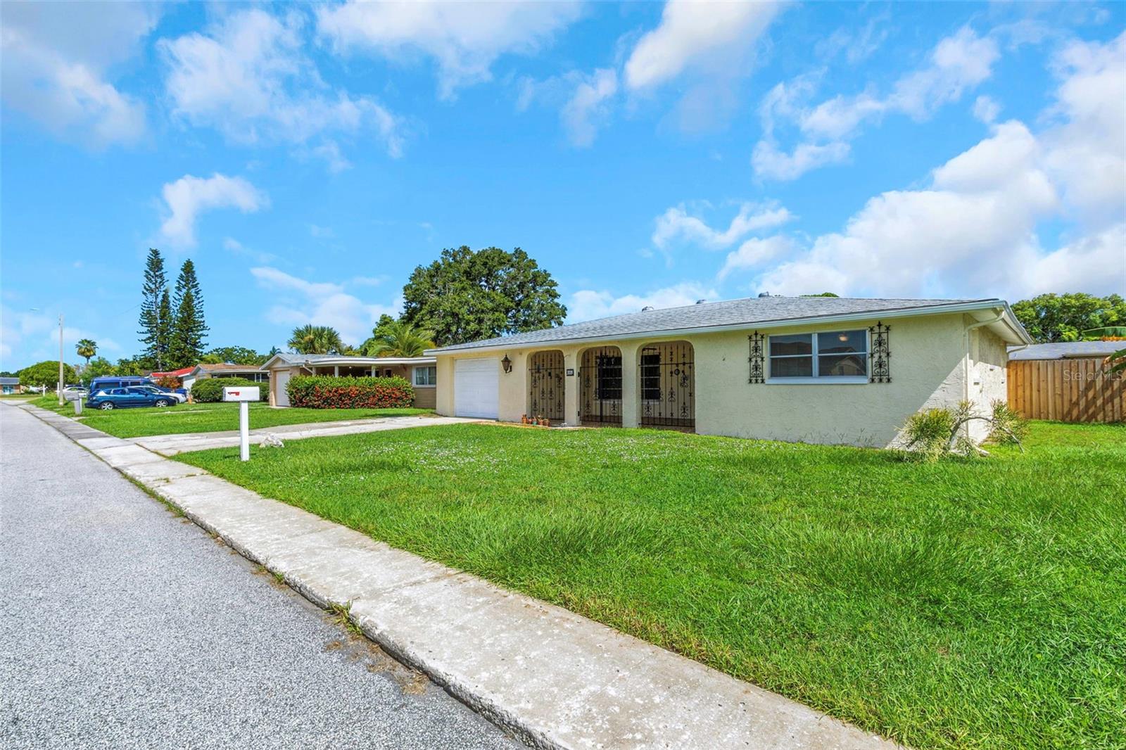 Image 4 of 42 For 3335 Allandale Drive
