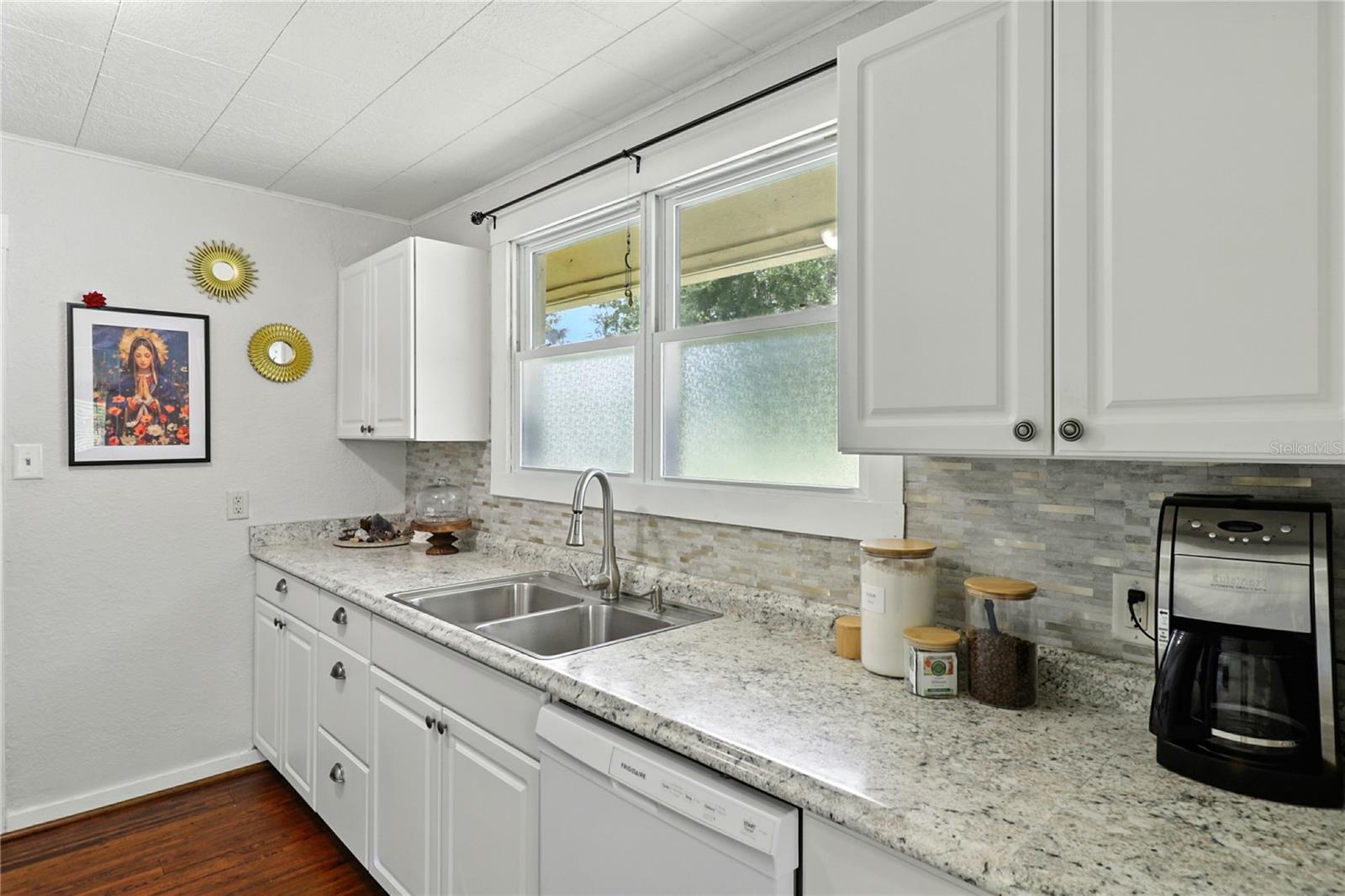 Image 11 of 36 For 5430 16th Street