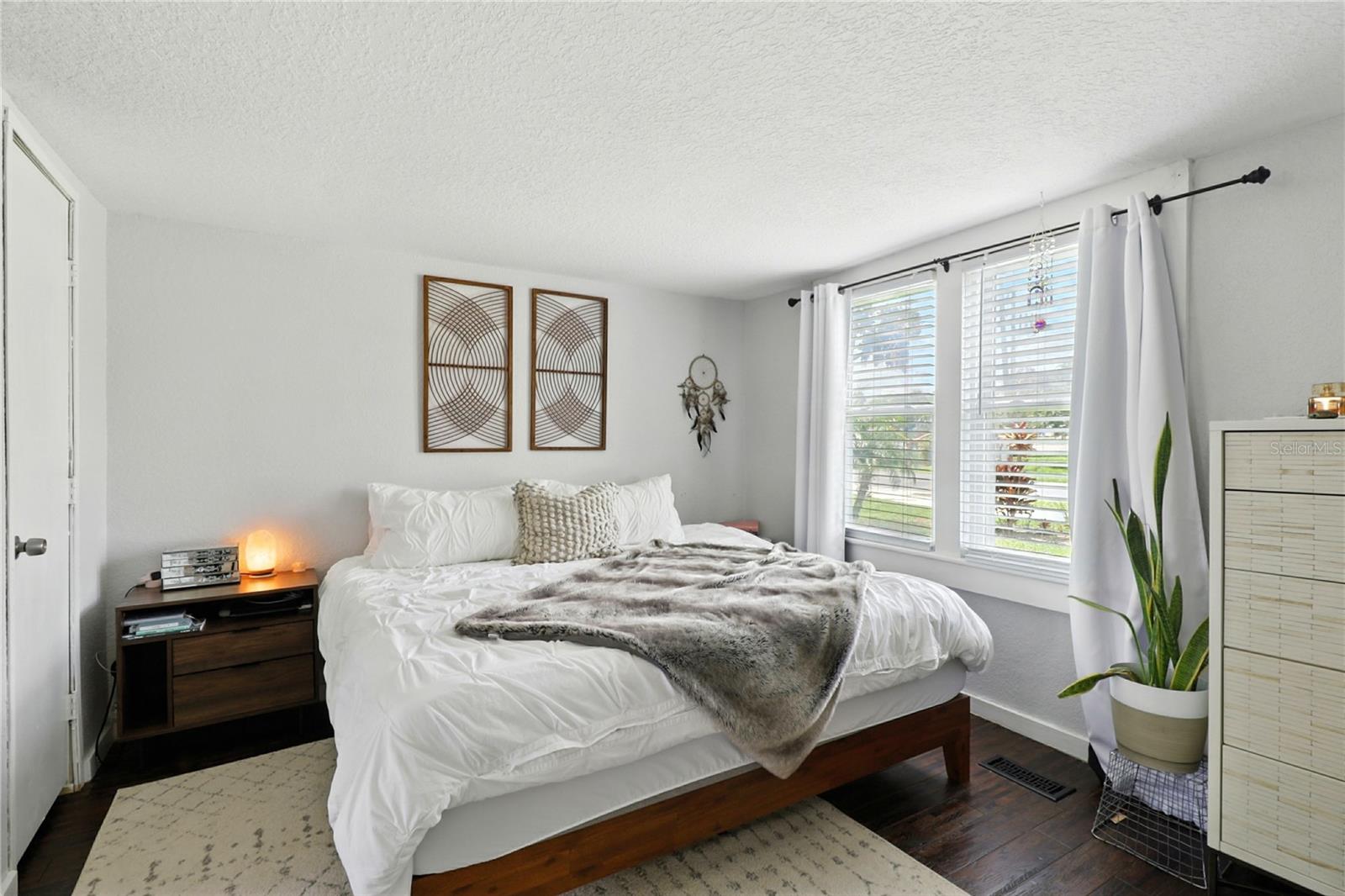 Image 14 of 36 For 5430 16th Street