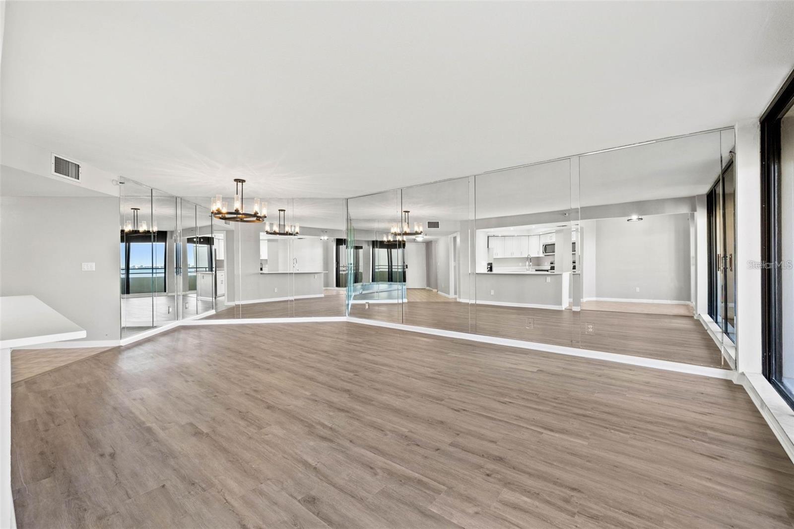 Image 21 of 46 For 5950 Pelican Bay Plaza S Ph-1c