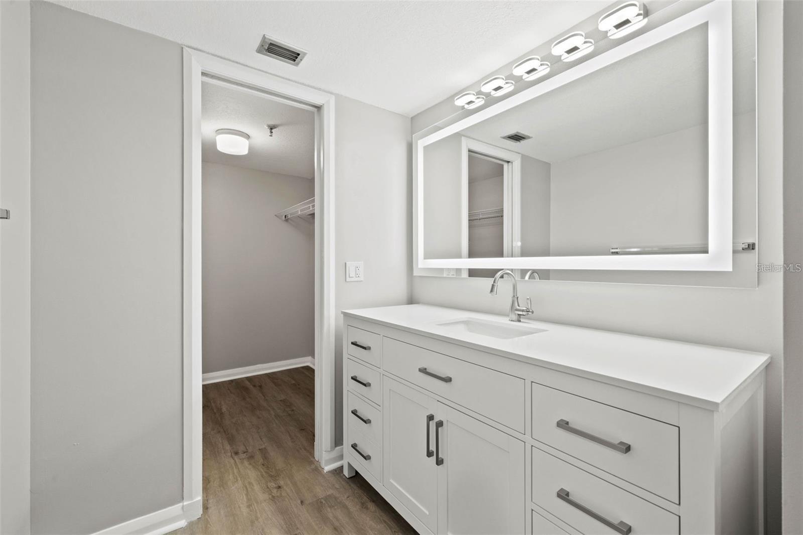 Image 33 of 46 For 5950 Pelican Bay Plaza S Ph-1c