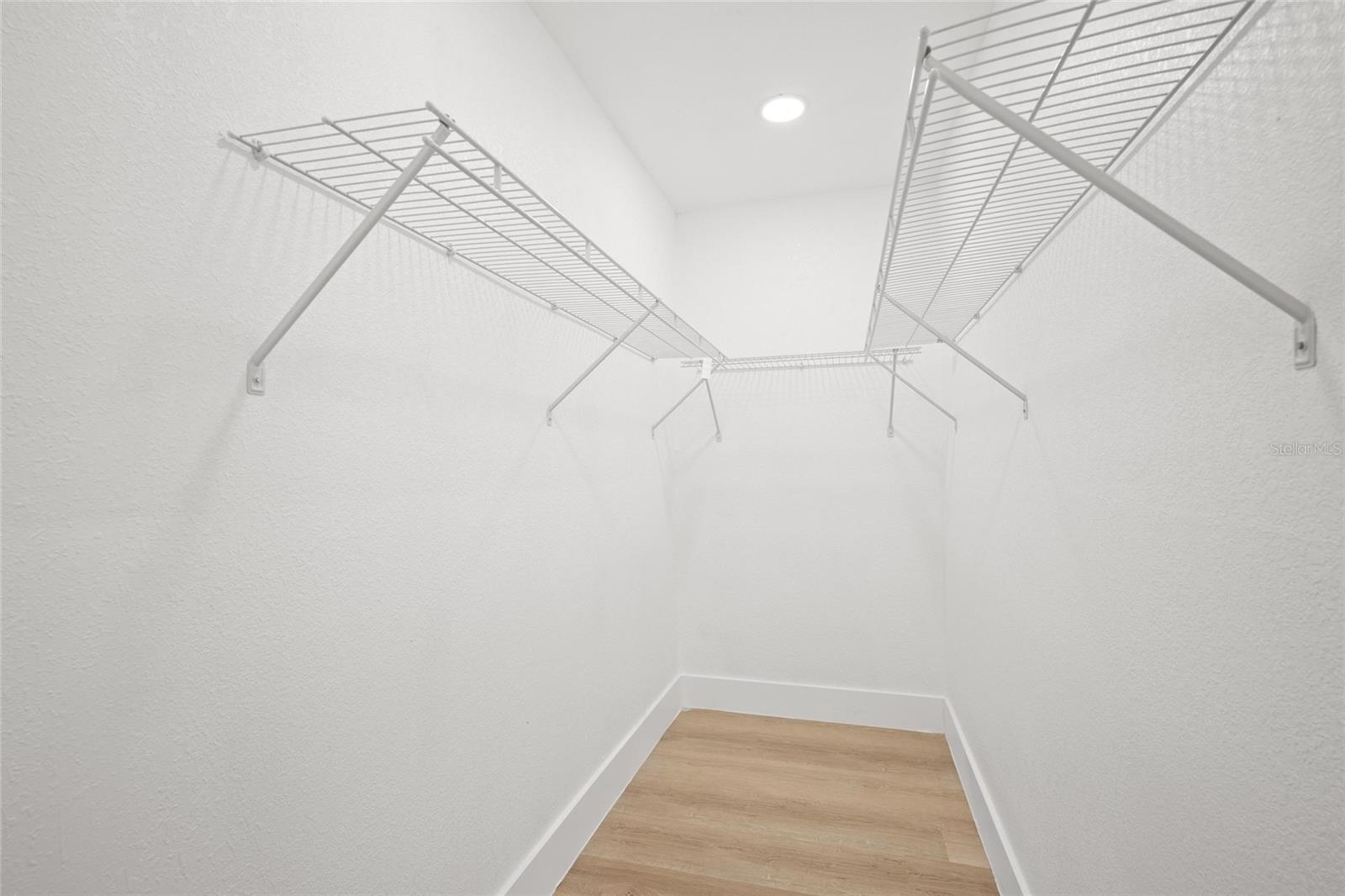Image 13 of 23 For 4606 Paxton Avenue