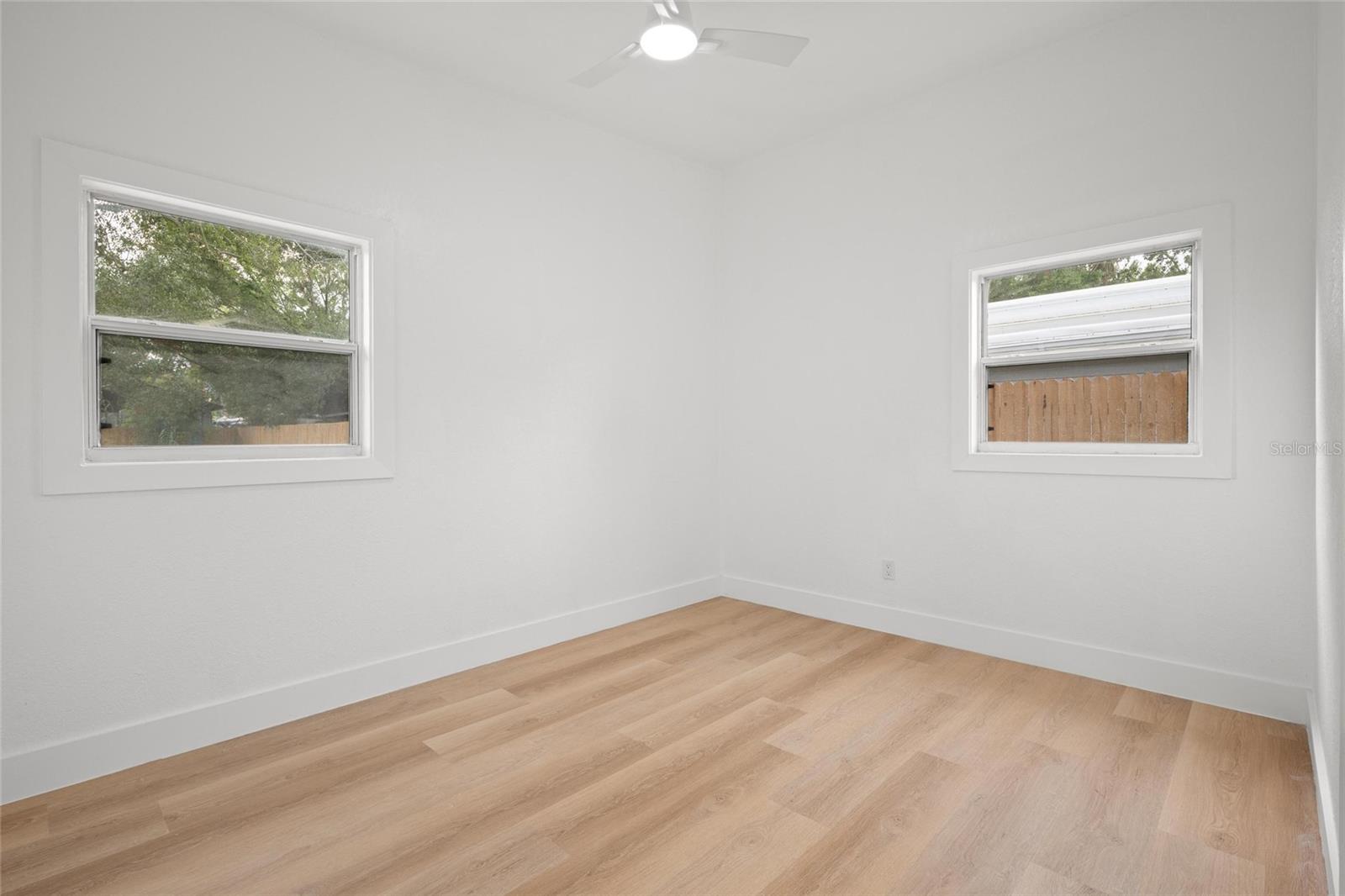Image 20 of 23 For 4606 Paxton Avenue
