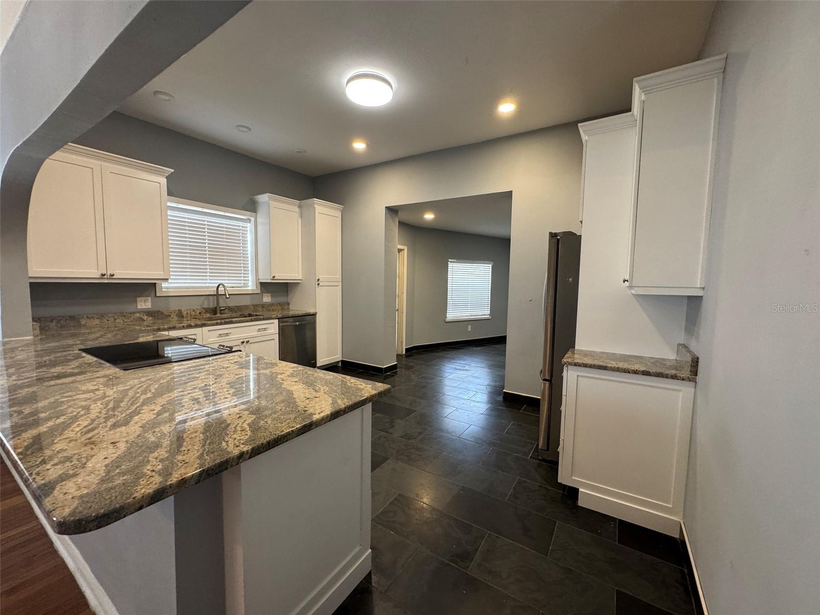 Image 10 of 42 For 125 Adalia Avenue