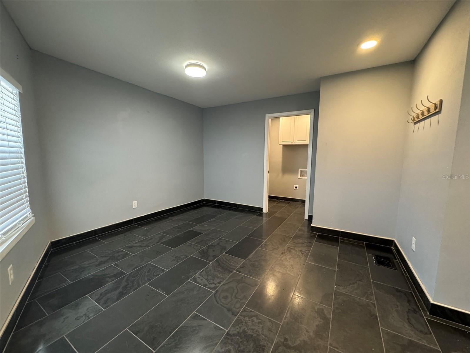 Image 16 of 42 For 125 Adalia Avenue