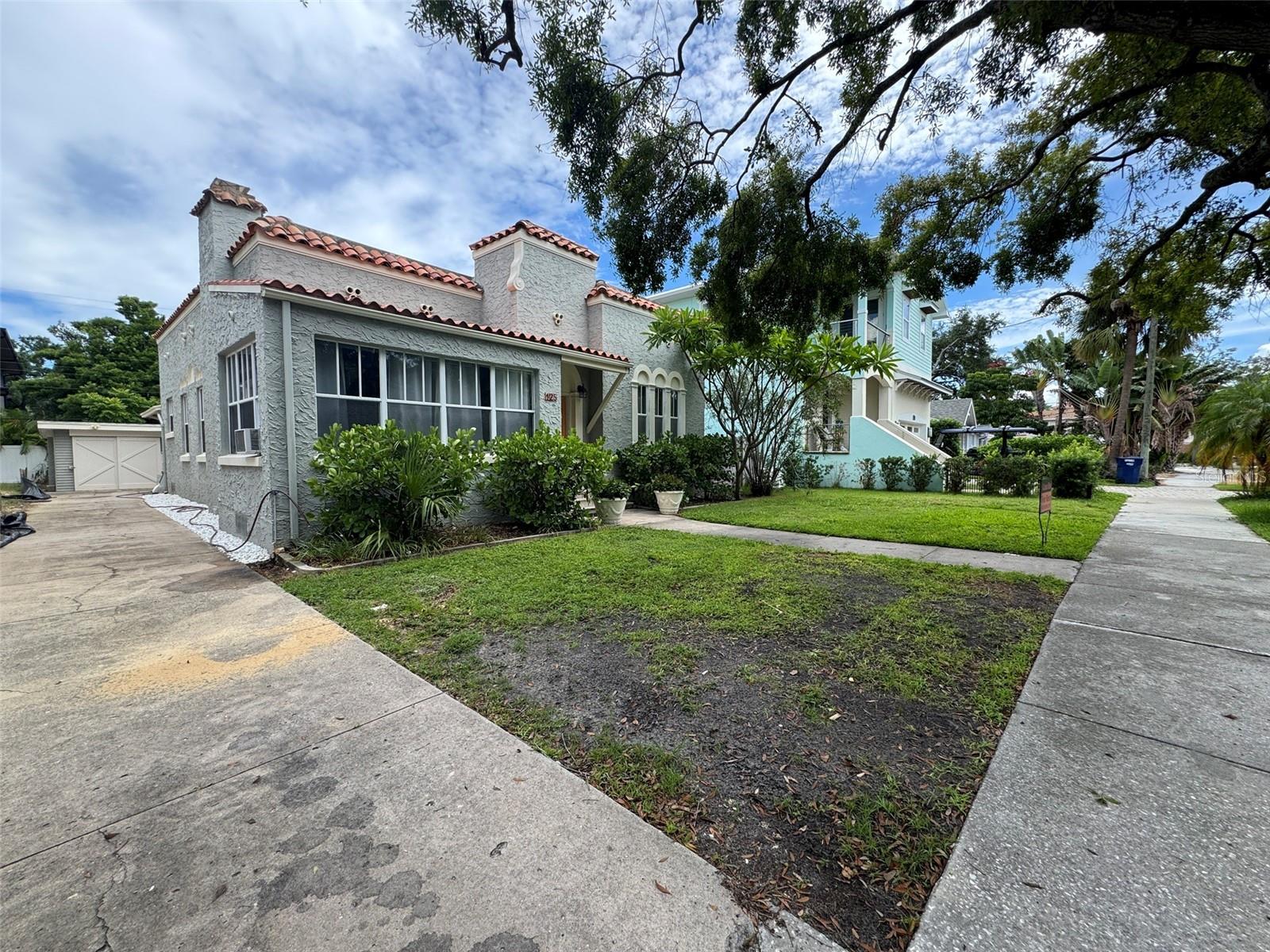 Image 42 of 42 For 125 Adalia Avenue