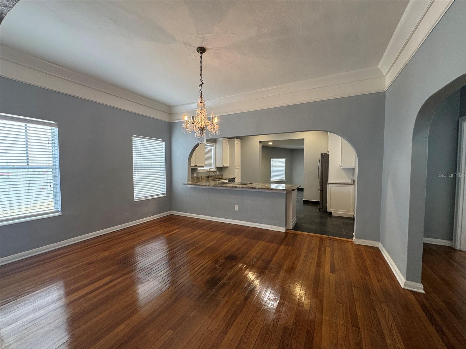 Image 8 of 42 For 125 Adalia Avenue