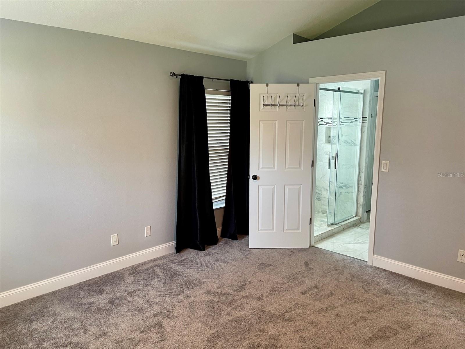 Image 10 of 31 For 6810 Mirror Lake Avenue