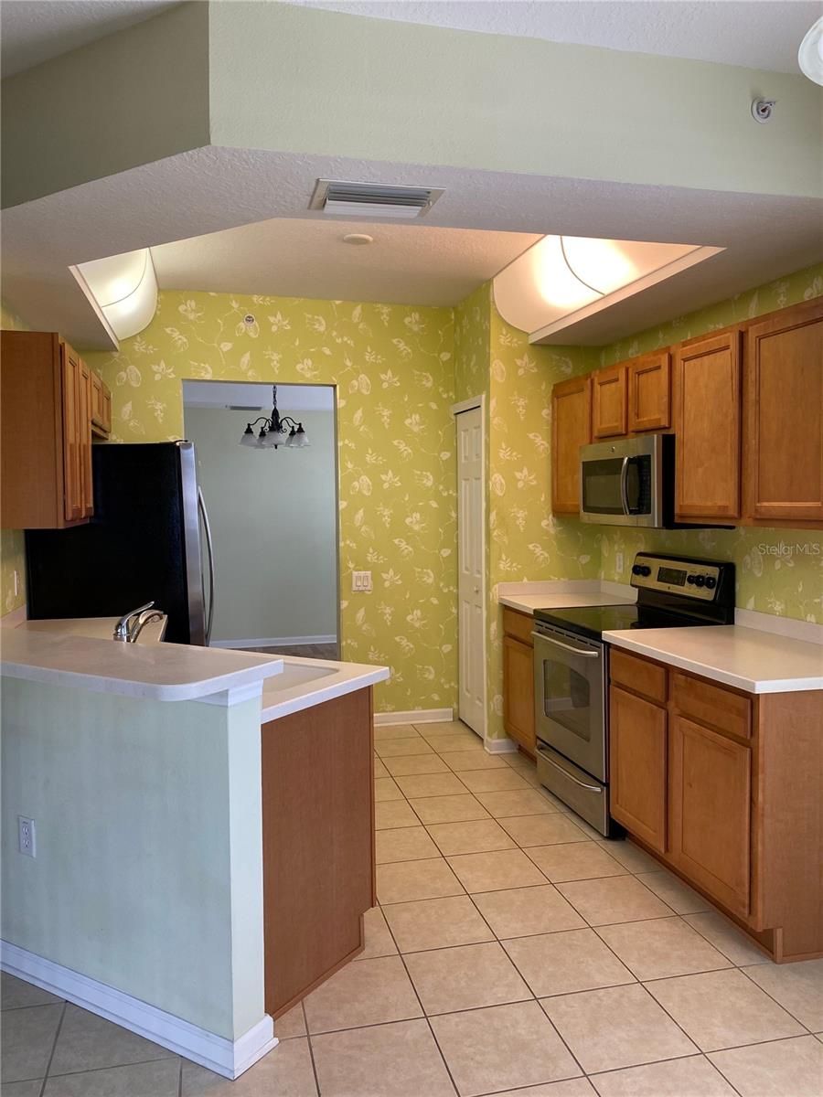 Image 13 of 42 For 2066 Carriage Lane