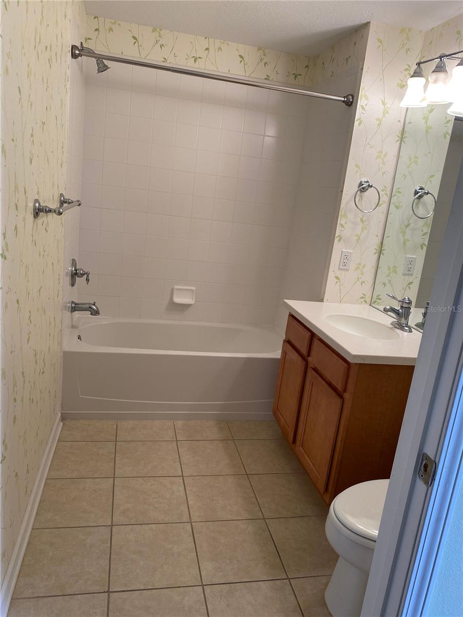 Image 17 of 42 For 2066 Carriage Lane