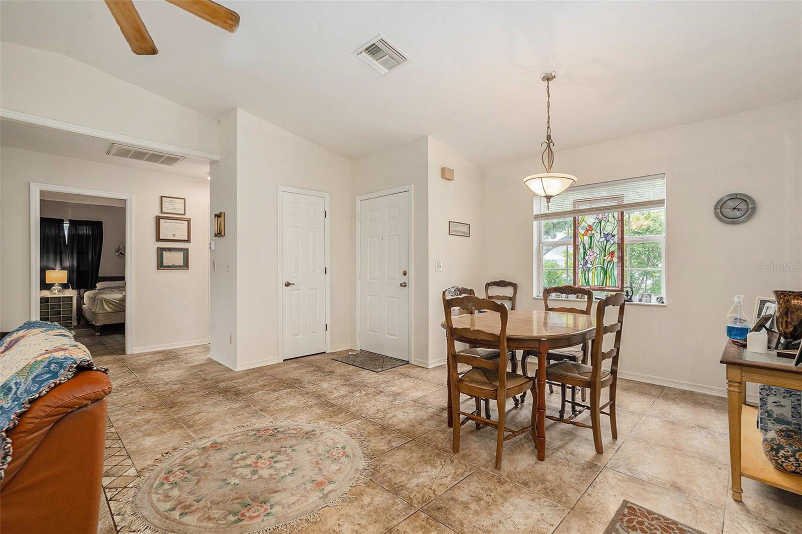 Image 10 of 30 For 8825 Manos Circle
