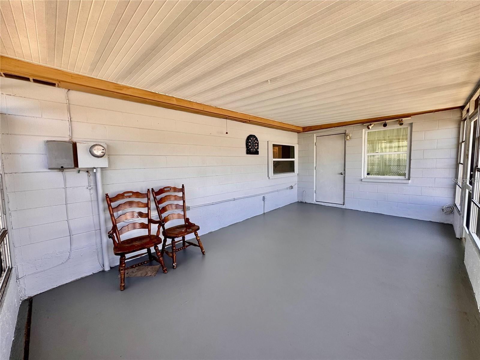 Image 18 of 23 For 3902 Glissade Drive