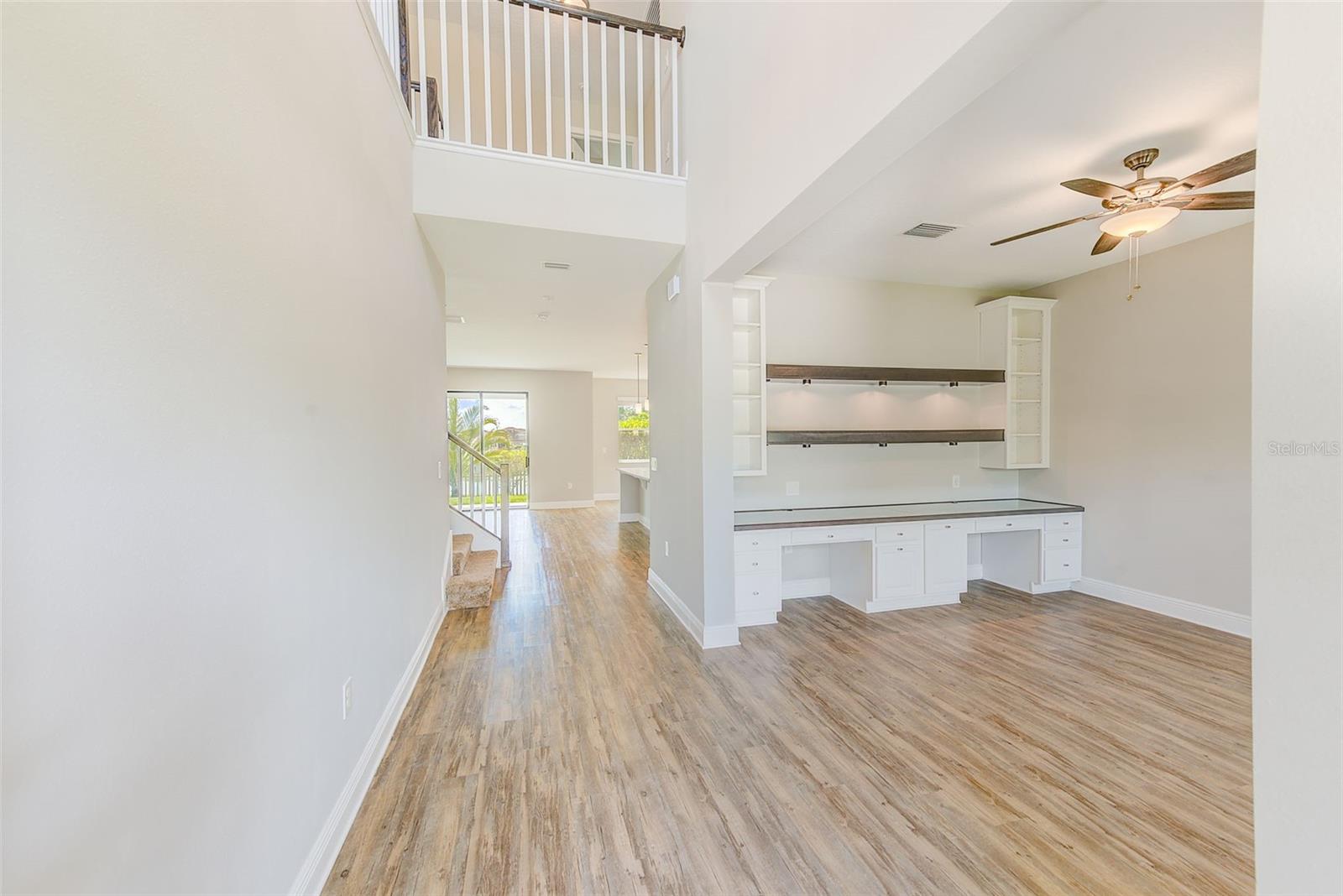 Image 26 of 77 For 8044 Lago Mist Way