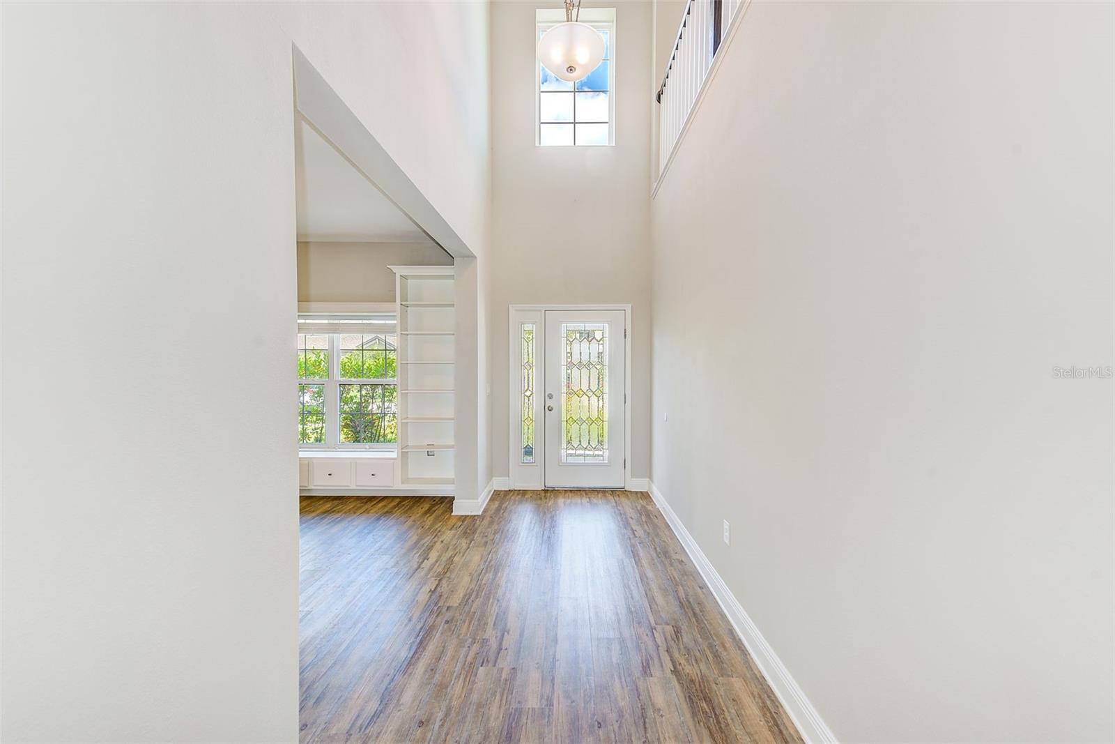 Image 27 of 77 For 8044 Lago Mist Way