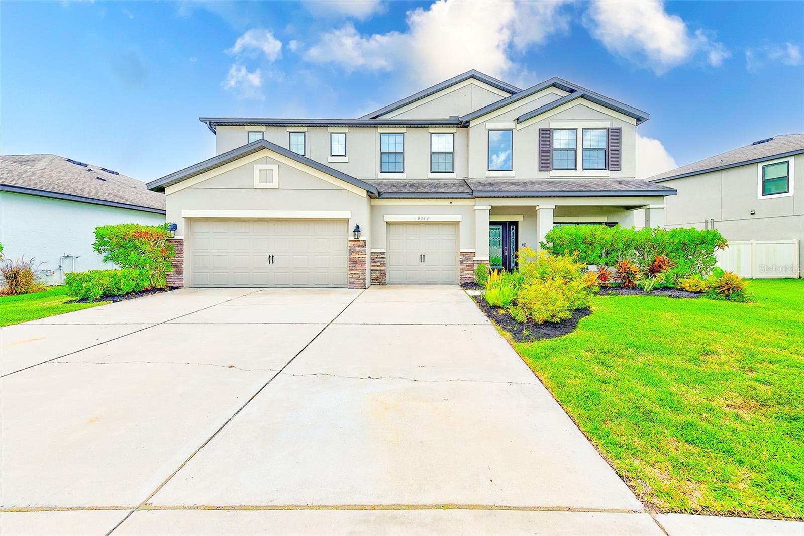 Image 3 of 77 For 8044 Lago Mist Way