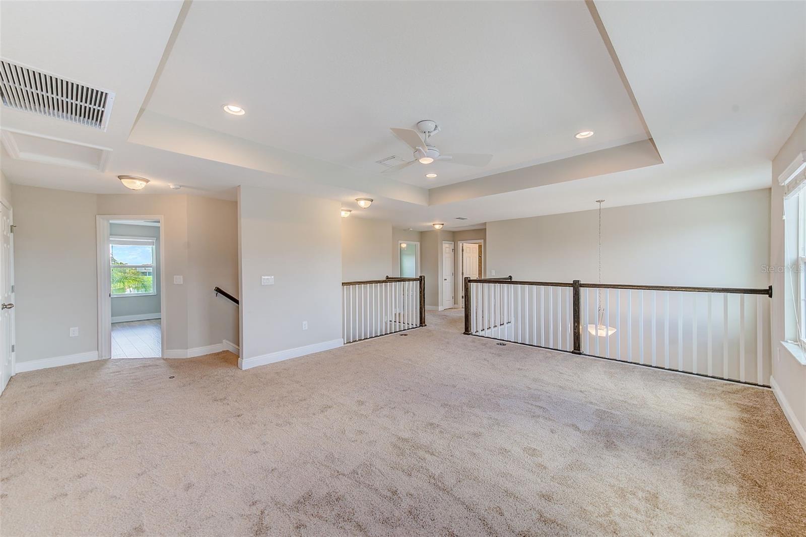 Image 41 of 77 For 8044 Lago Mist Way