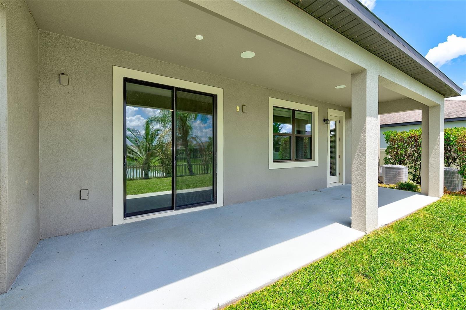 Image 7 of 77 For 8044 Lago Mist Way