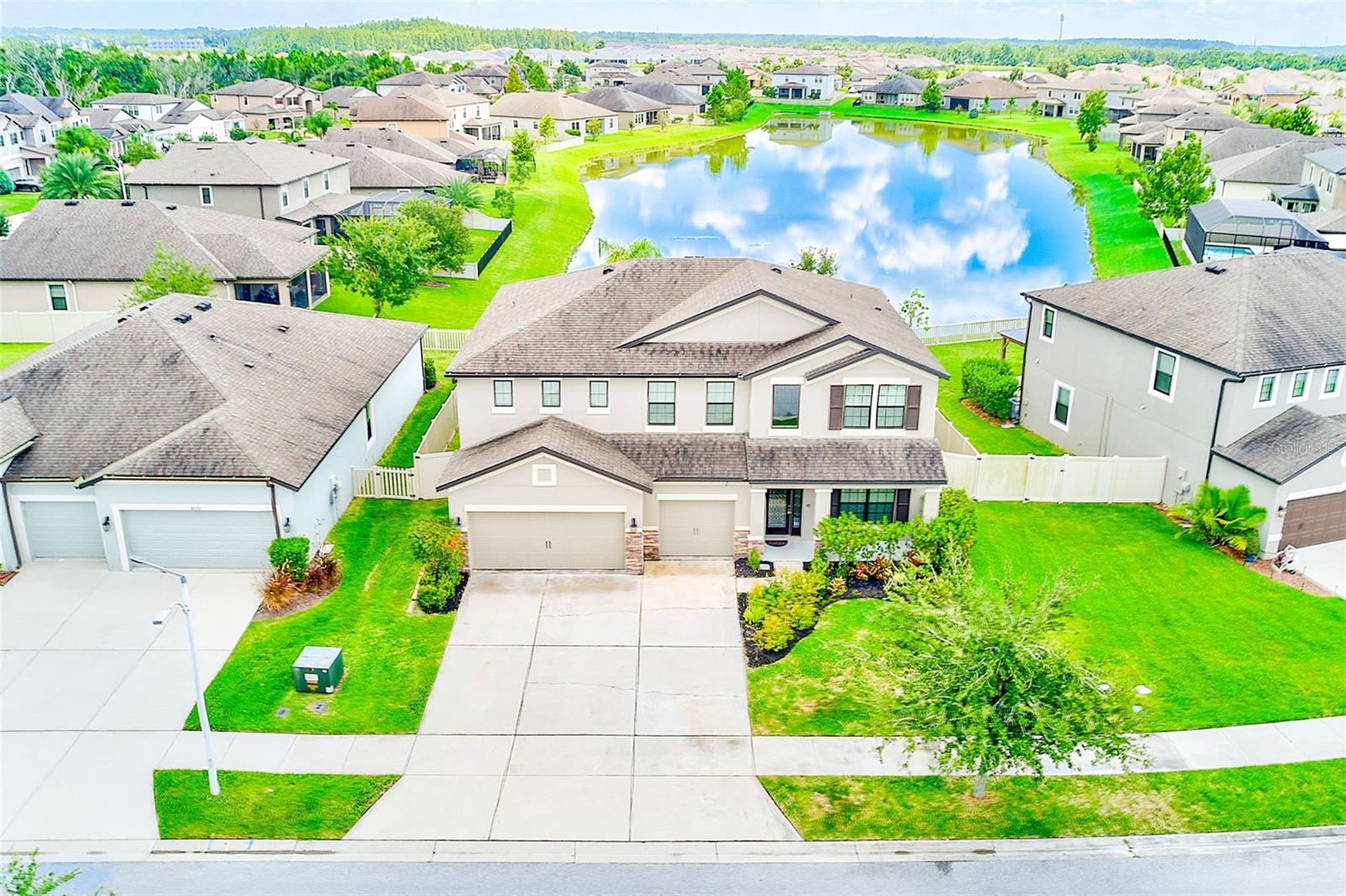 Image 74 of 77 For 8044 Lago Mist Way