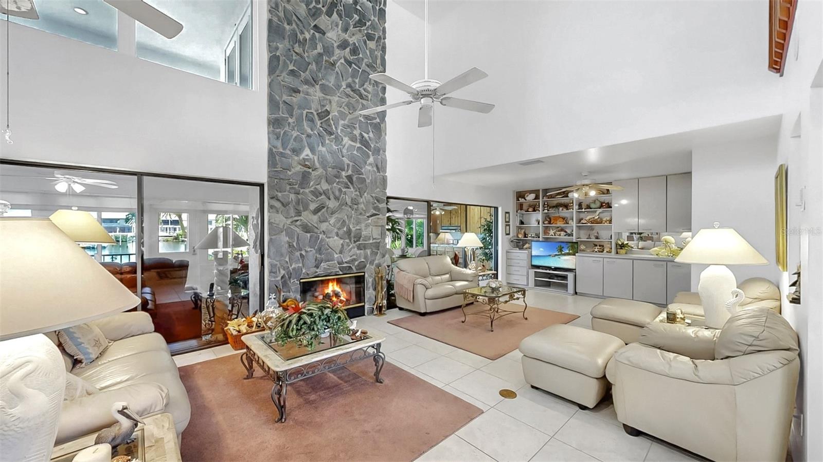 Image 17 of 78 For 929 Symphony Isles Boulevard
